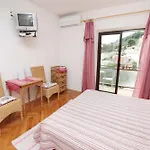 By The Sea Podgora, Makarska - 13216 Apartment *